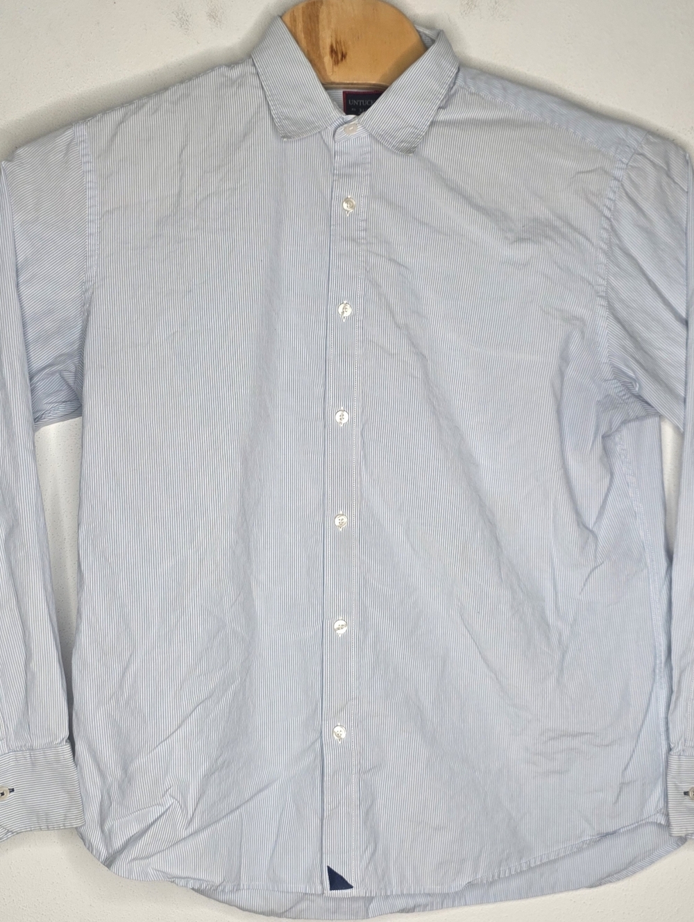 Untuckit XL Blue / White Striped Long Sleeve Button Down Shirt Men's